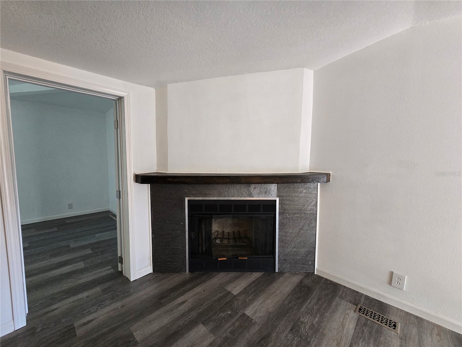 43541 Dixie Drive Paisley FL 32767 R4910596 image3