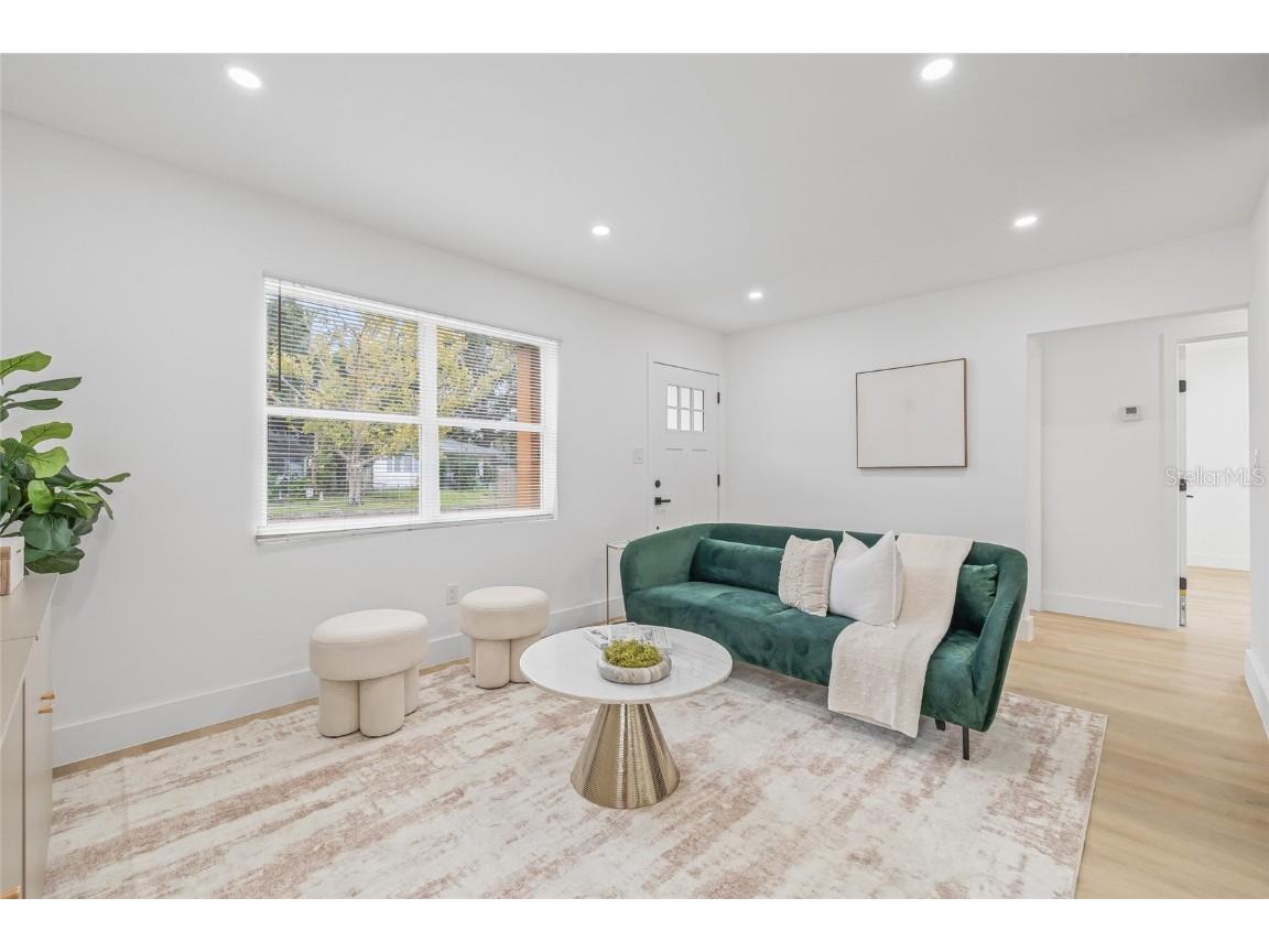 4355 3rd Avenue N Saint Petersburg FL 33713 TB8425304 image2