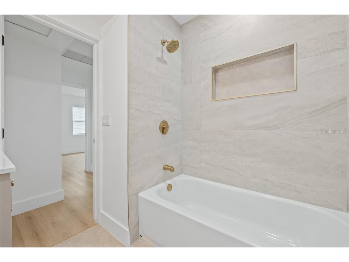 4355 3rd Avenue N Saint Petersburg FL 33713 TB8425304 image21