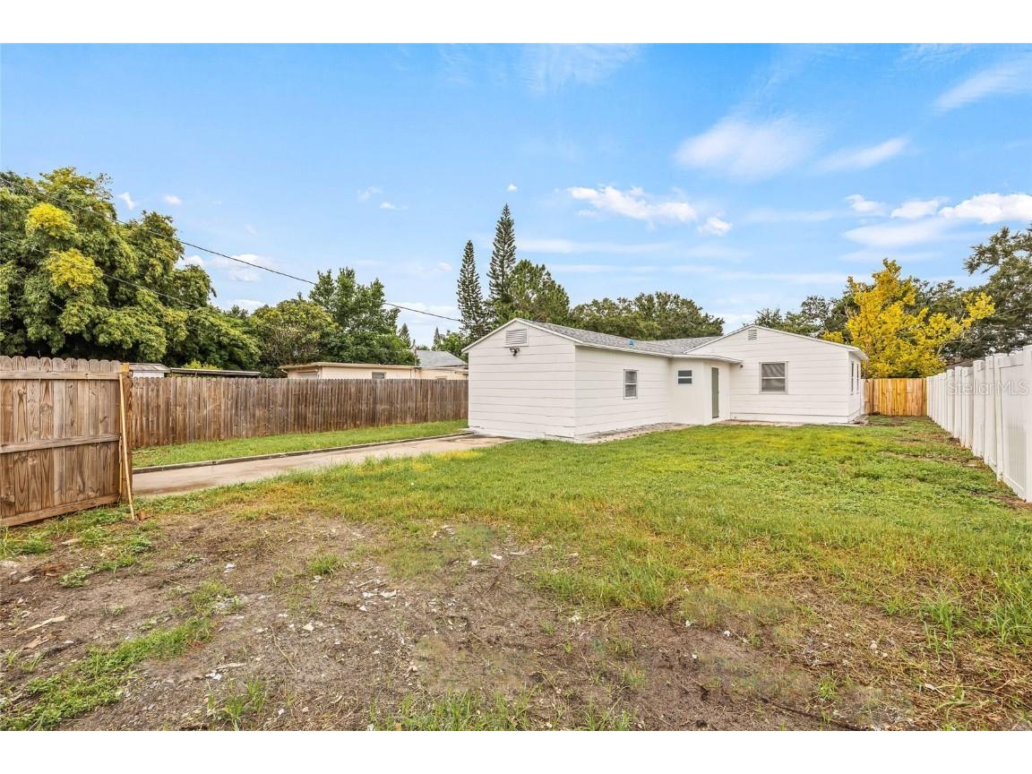 4355 3rd Avenue N Saint Petersburg FL 33713 TB8425304 image26