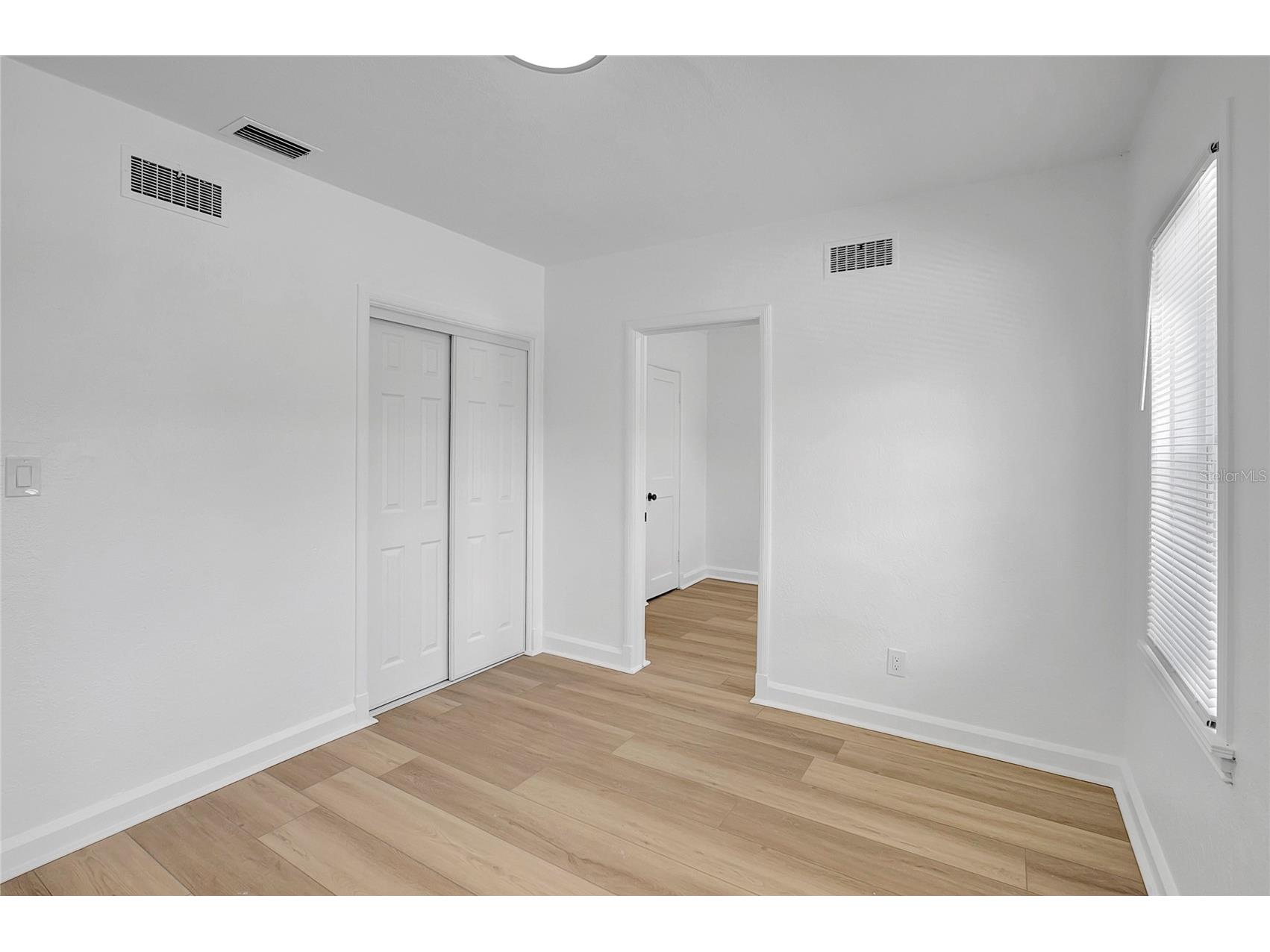 4355 58th Avenue N Saint Petersburg FL 33714 TB8525937 image20