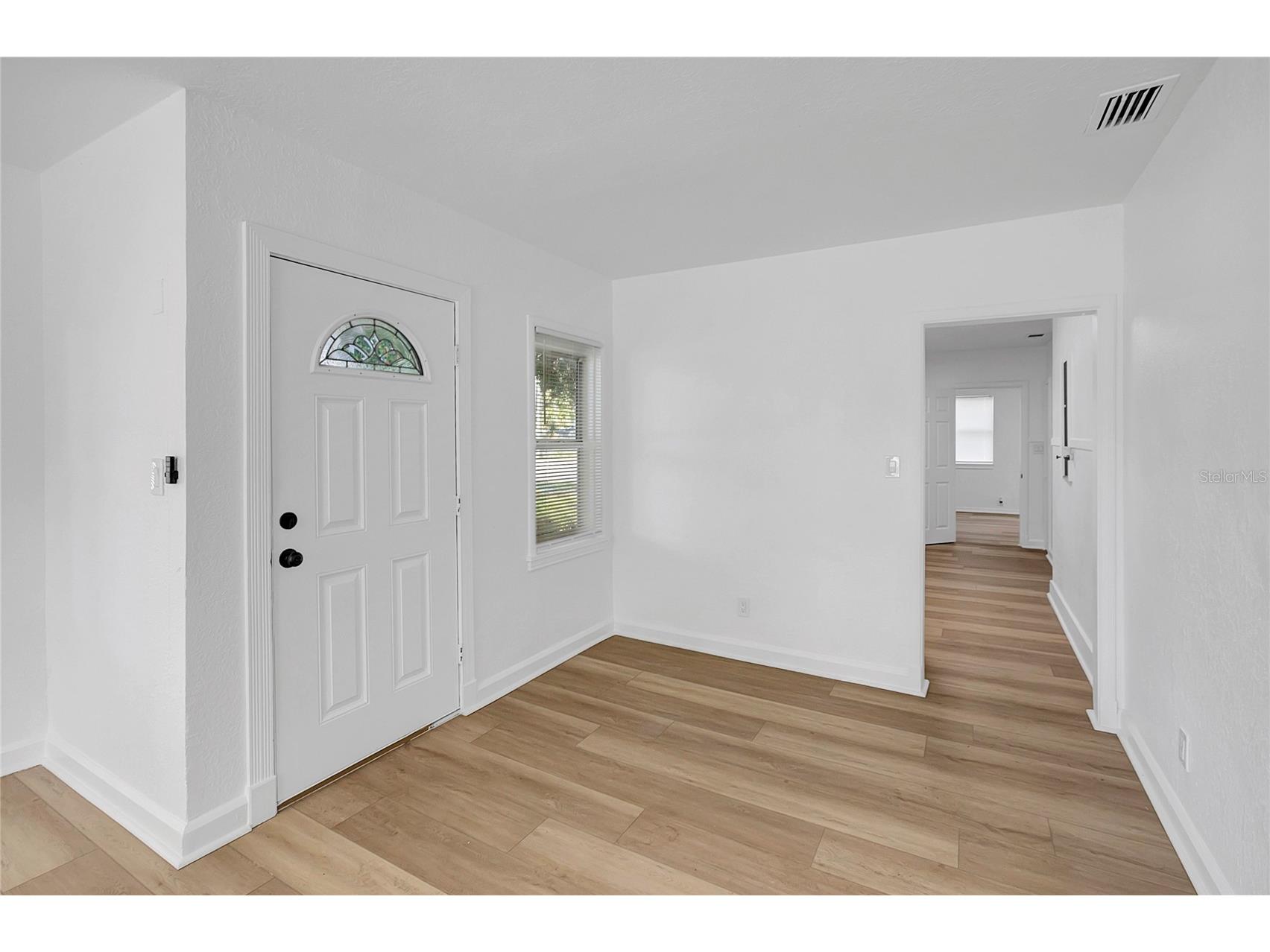 4355 58th Avenue N Saint Petersburg FL 33714 TB8525937 image6