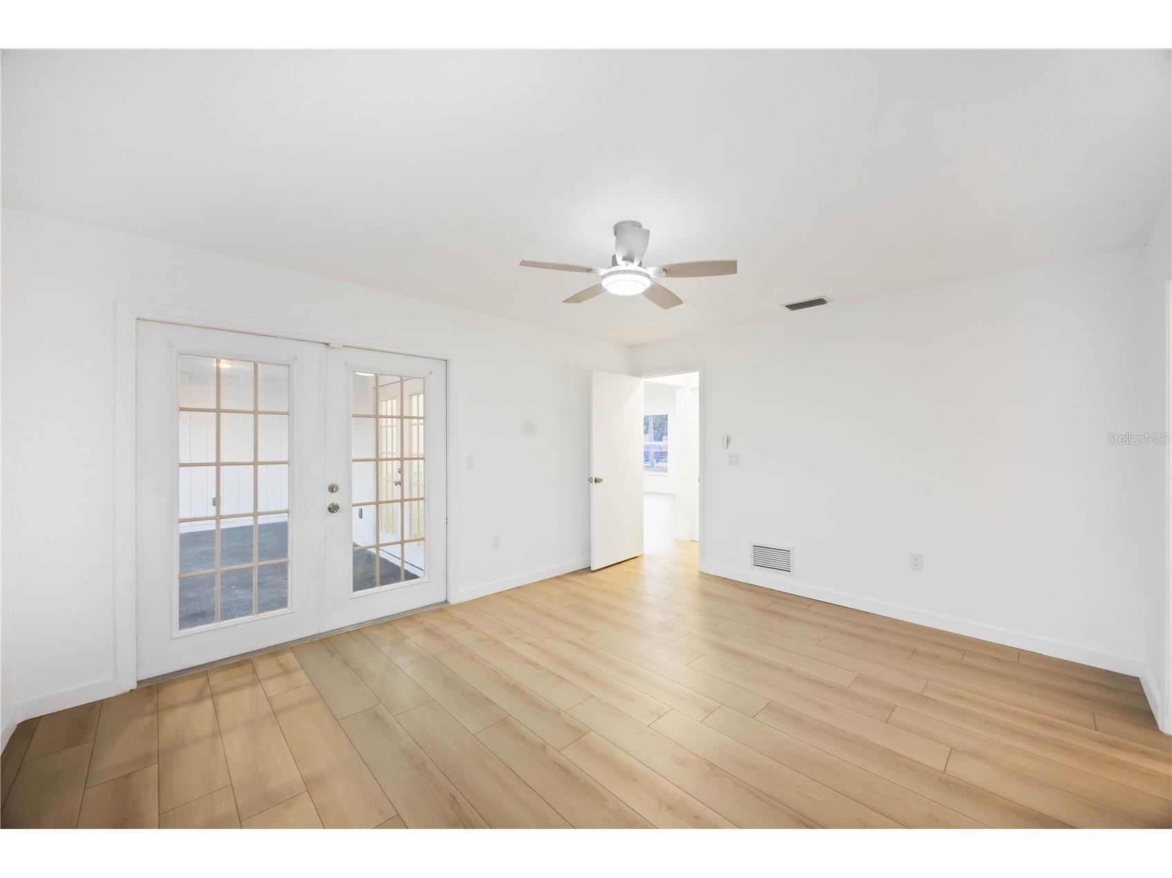 4355 Berkshire Drive Sarasota FL 34241 A4679930 image14