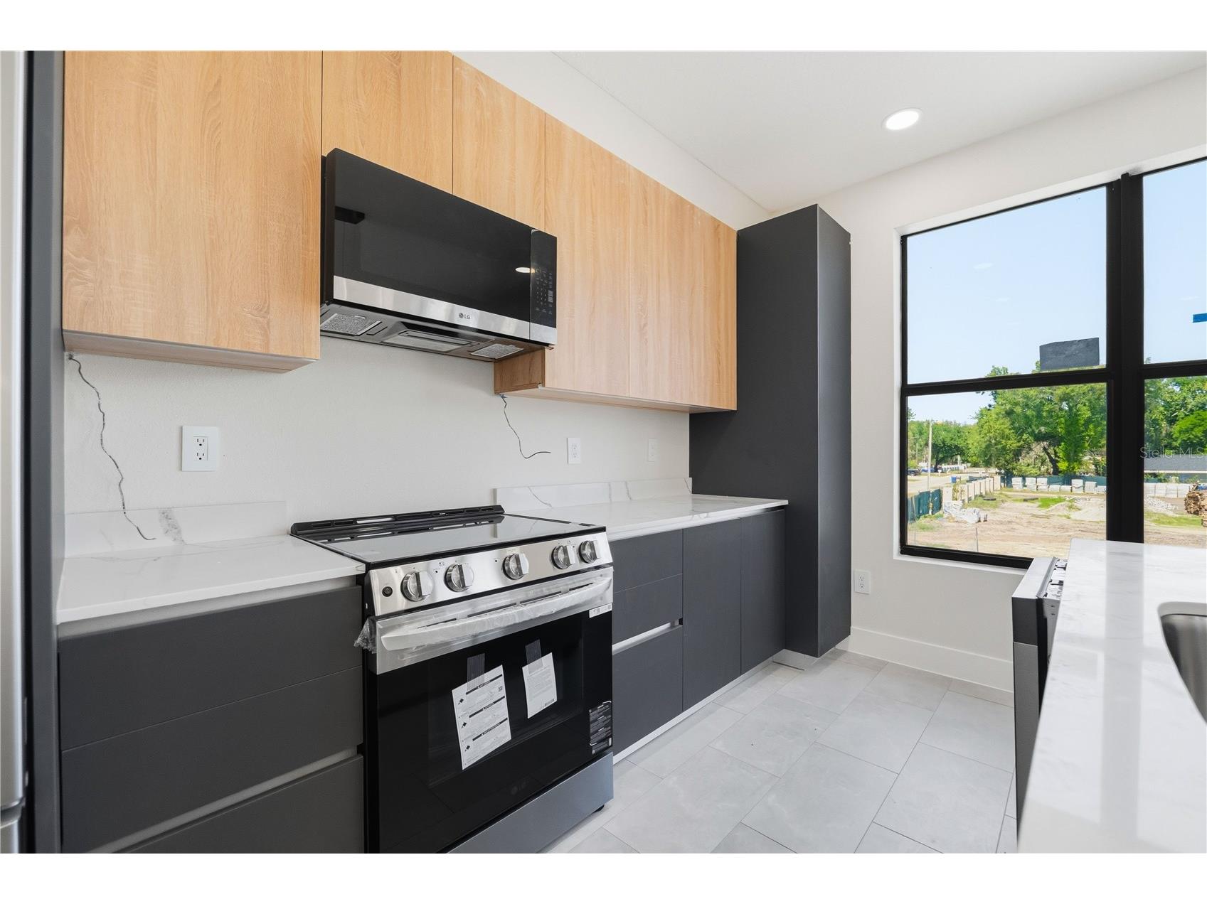 4355 Fontanarosa Village Court Tampa FL 33614 TB8489030 image15