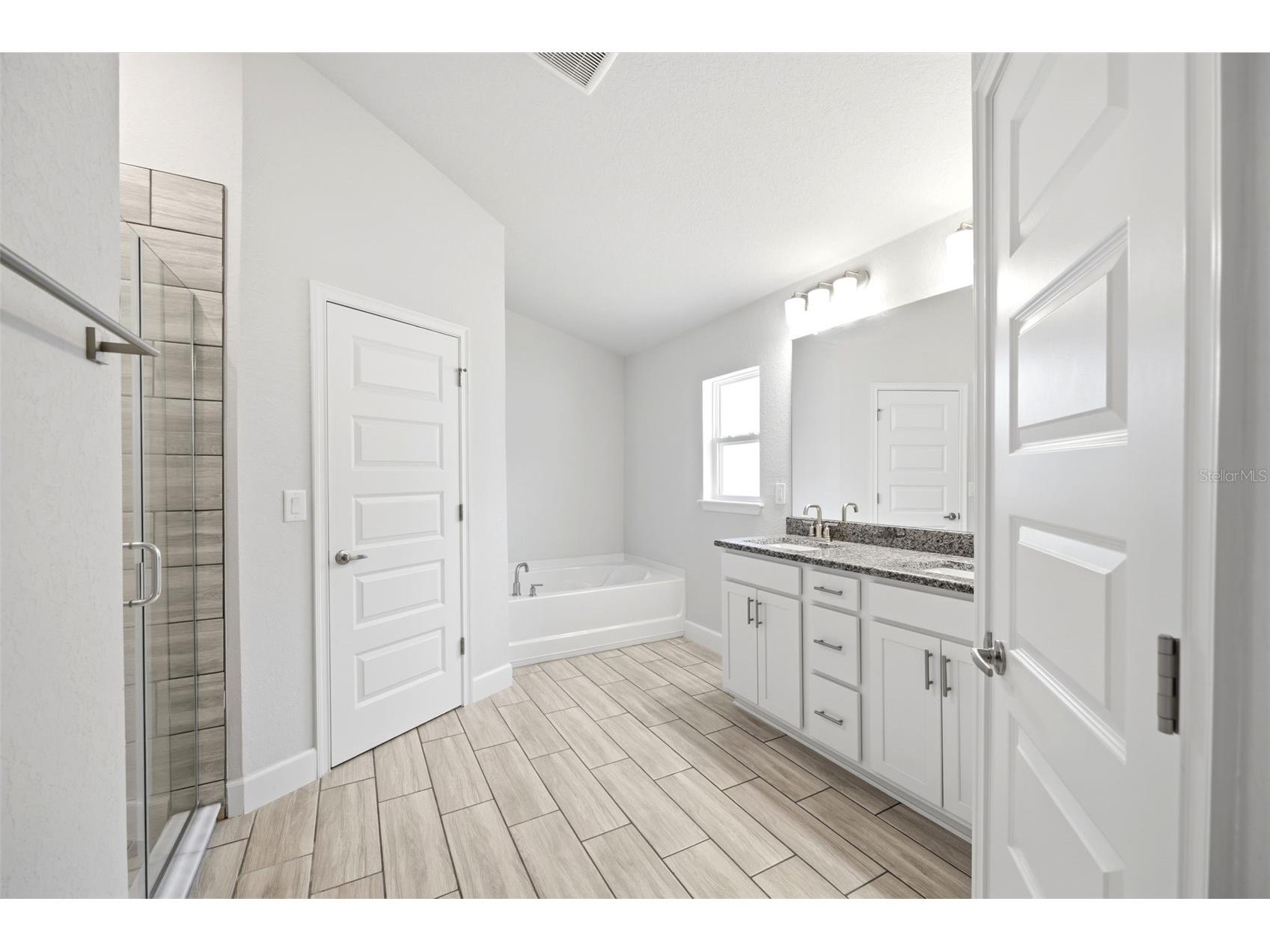 4355 Sutherland Street Spring Hill FL 34609 W7885677 image9