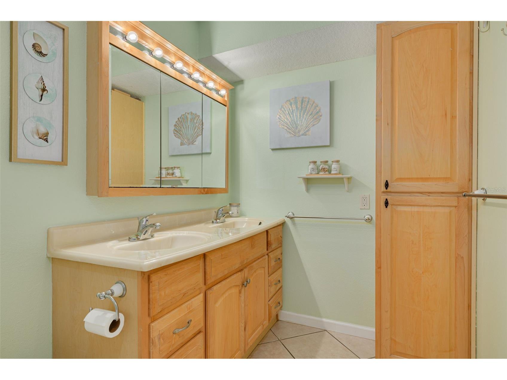 4355 Tahitian Gardens Circle #A Holiday FL 34691 TB8411324 image13