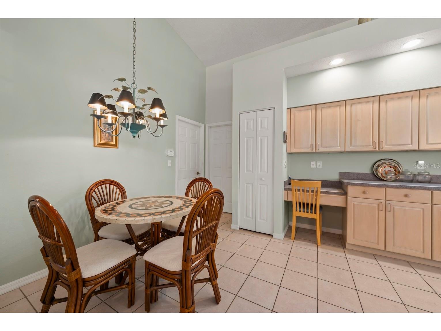 4356 Marcott Circle Sarasota FL 34233 C7519661 image10