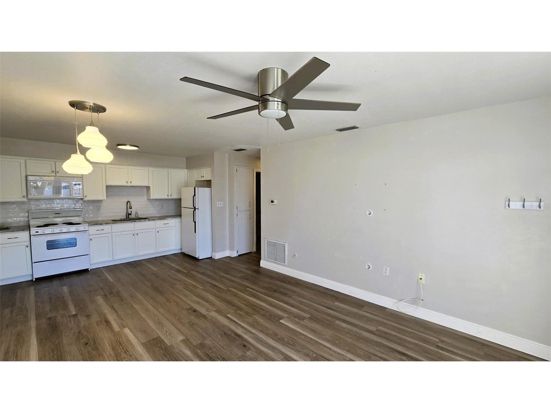4356 Tahitian Gardens Circle #C Holiday FL 34691 TB8499337 image5