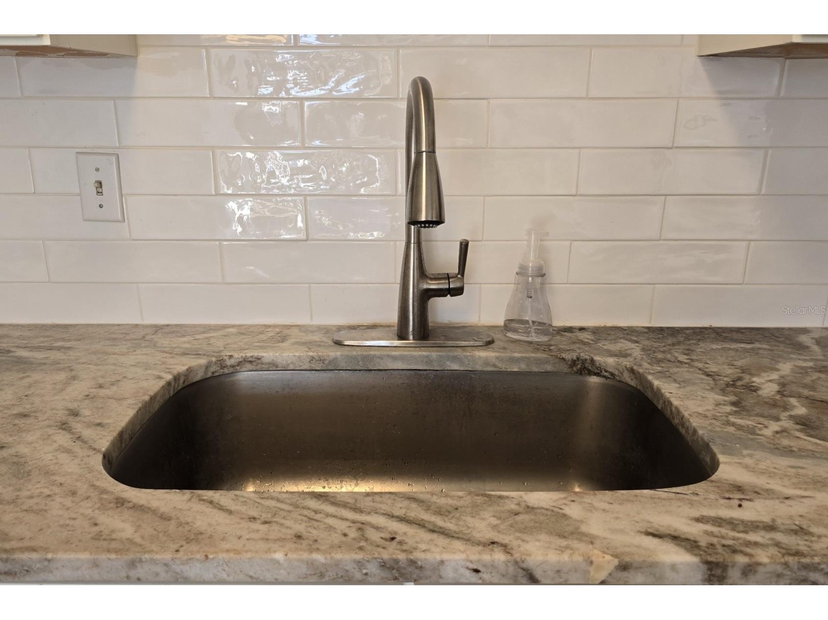 4356 Tahitian Gardens Circle #C Holiday FL 34691 TB8499337 image8