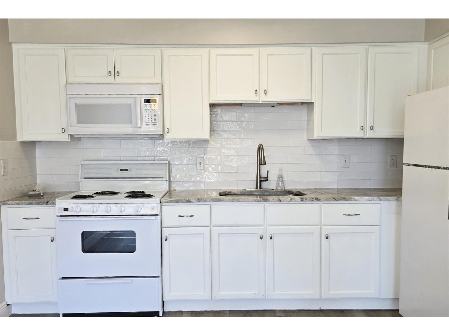 4356 Tahitian Gardens Circle #C Holiday FL 34691 TB8499337 image9