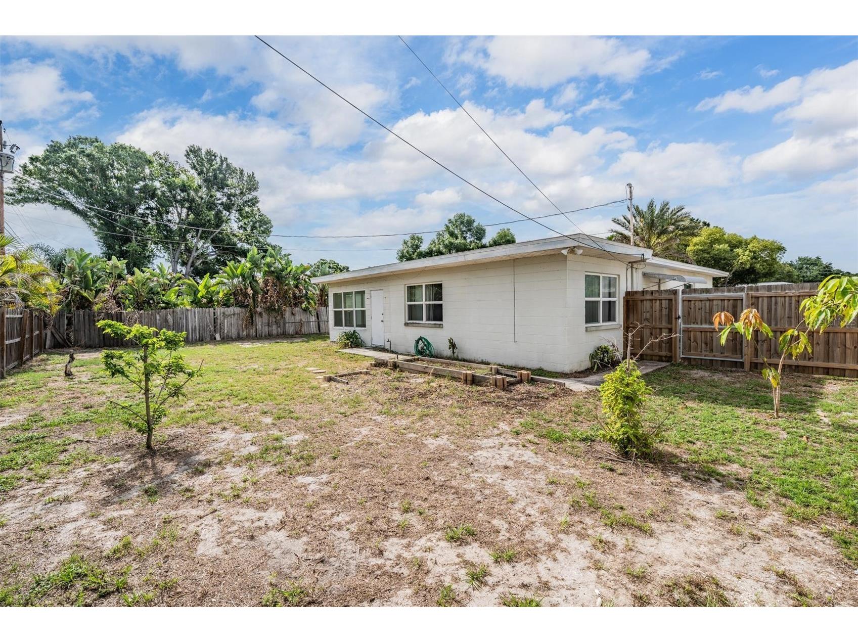 4357 32nd Avenue N Saint Petersburg FL 33713 TB8508624 image21