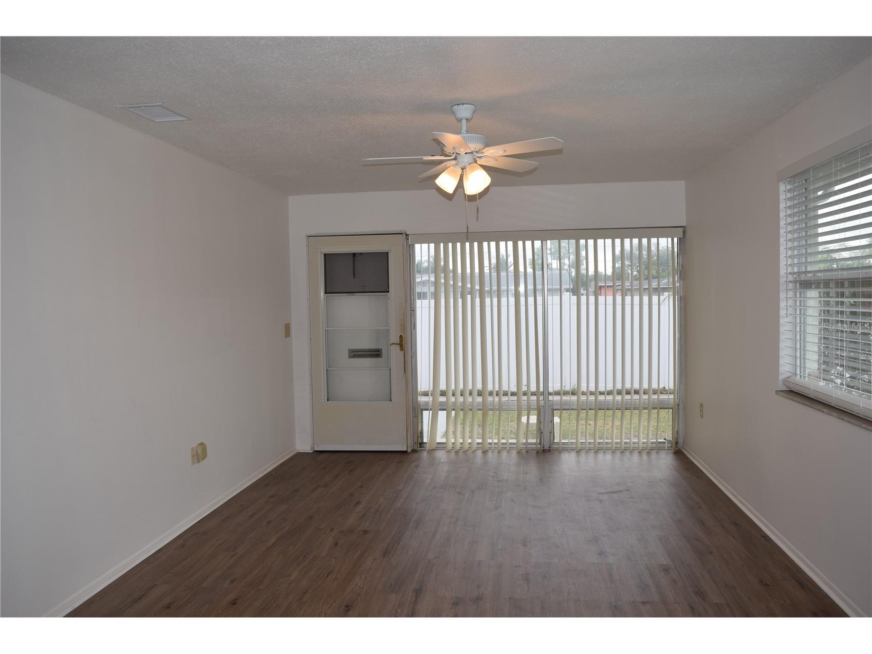 4357 Tahitian Gardens Circle #E Holiday FL 34691 TB8494740 image3