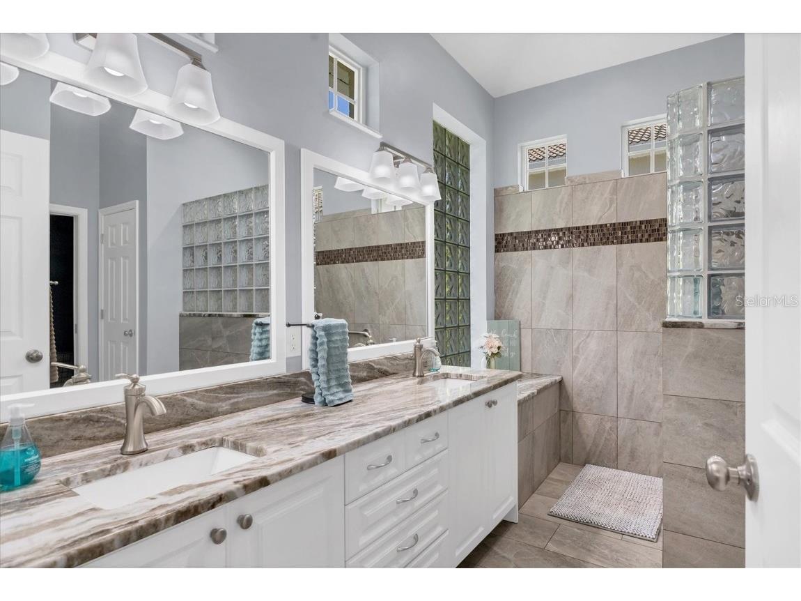 4358 Mirabella Circle Bradenton FL 34210 A4645790 image17