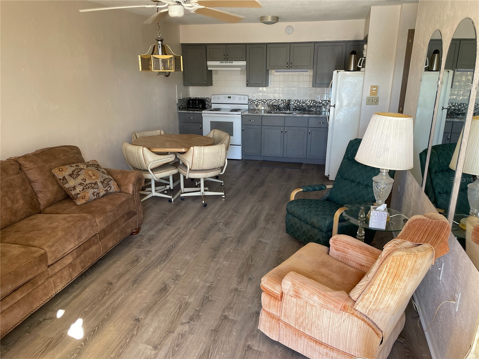 4358 Tahitian Gardens Circle #G Holiday FL 34691 W7886013 image4