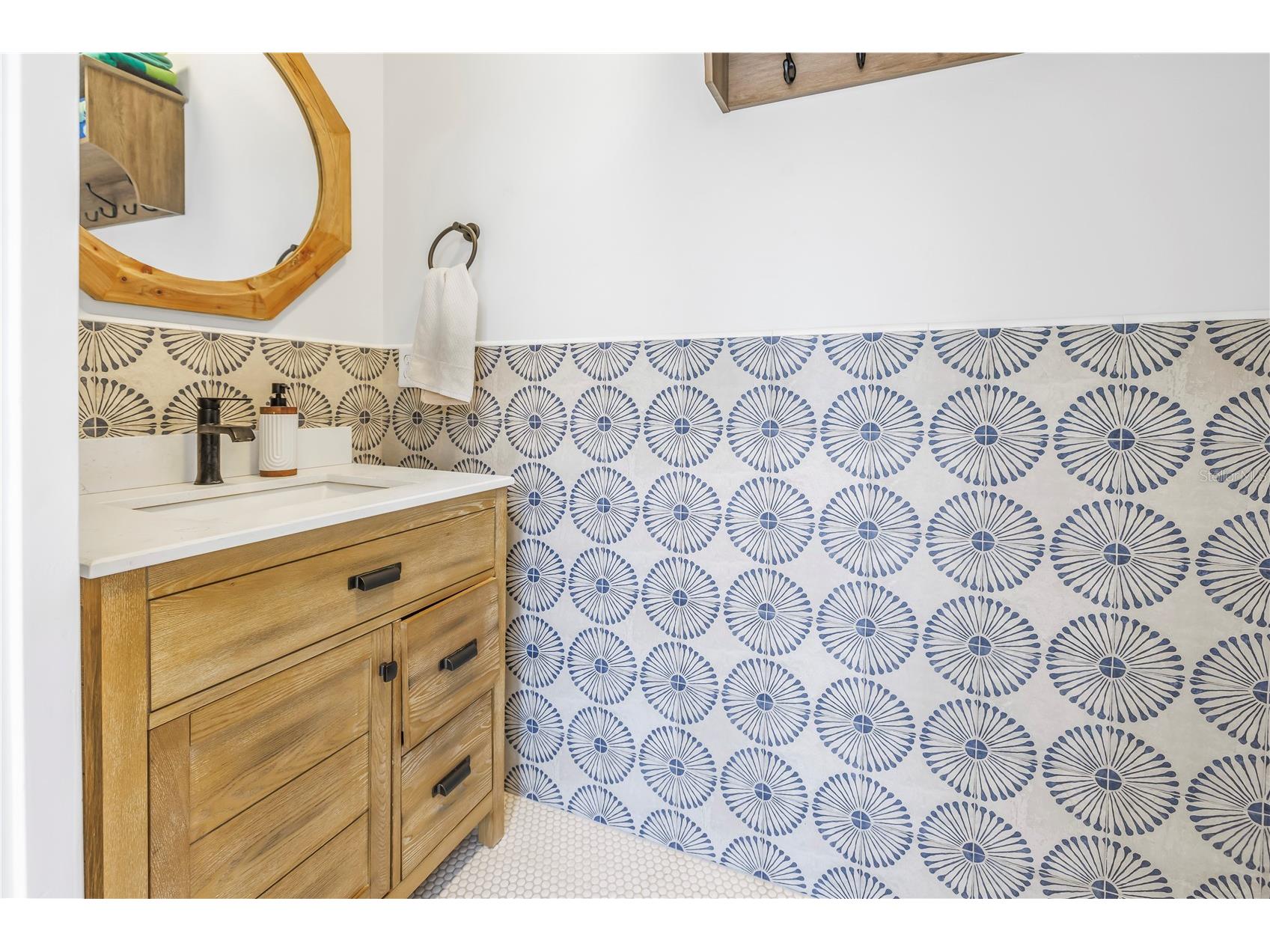 436 12th Avenue NE Saint Petersburg FL 33701 TB8502922 image46