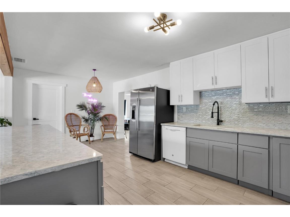 436 87th Avenue Saint Pete Beach FL 33706 TB8409950 image7