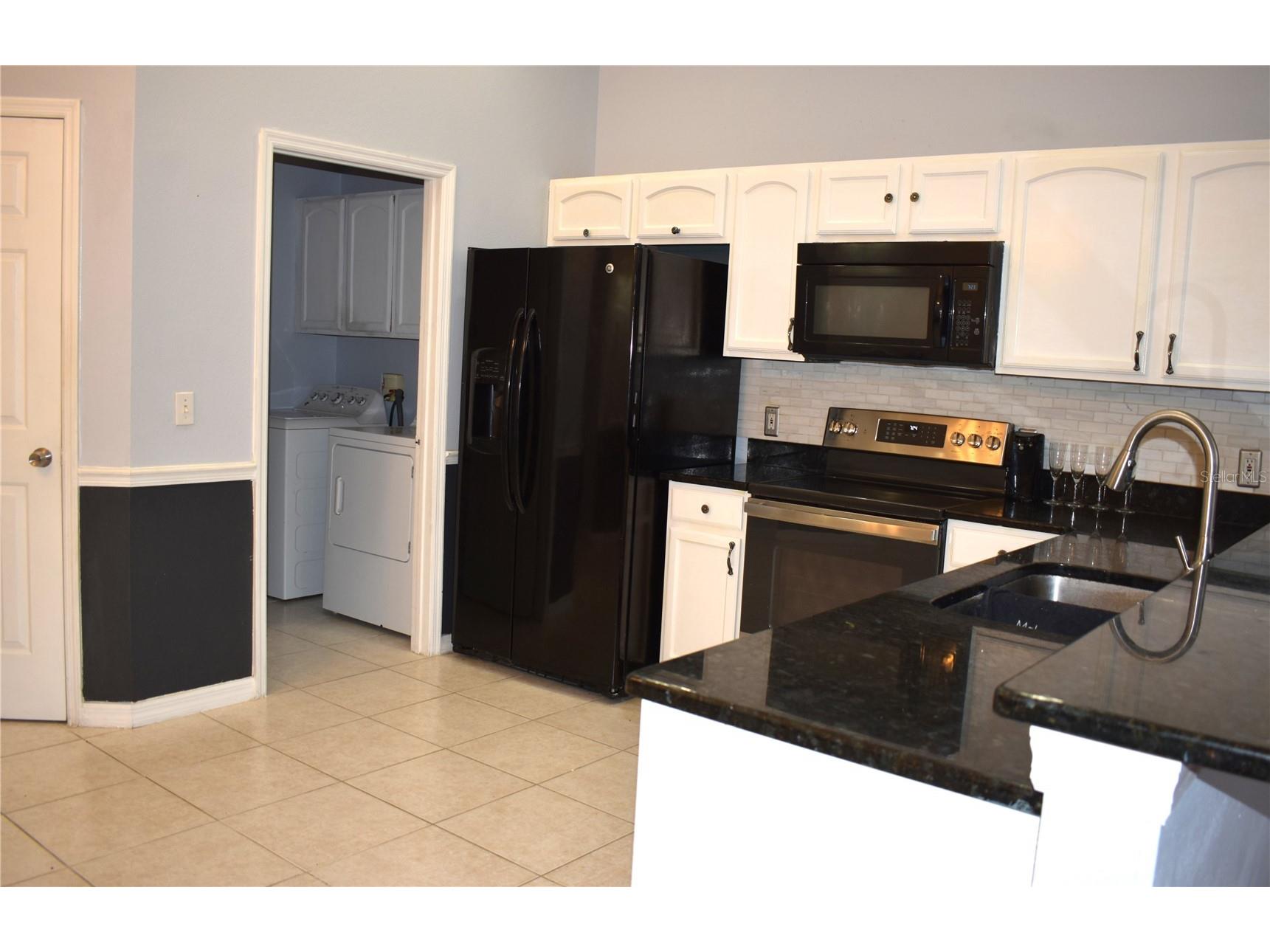436 Lake Shore Parkway Davenport FL 33896 O6390119 image3