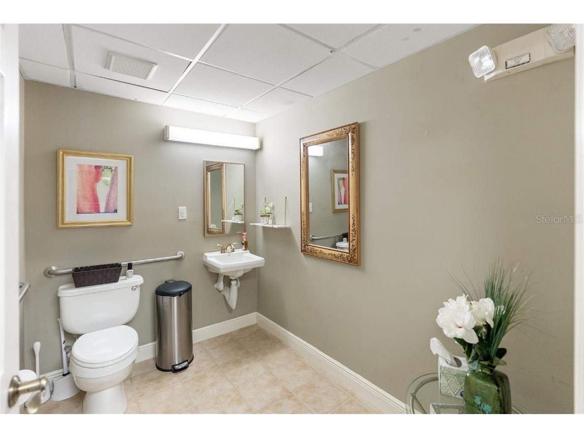 436 S Tamiami Trail #C4 Osprey FL 34229 A4648348 image22