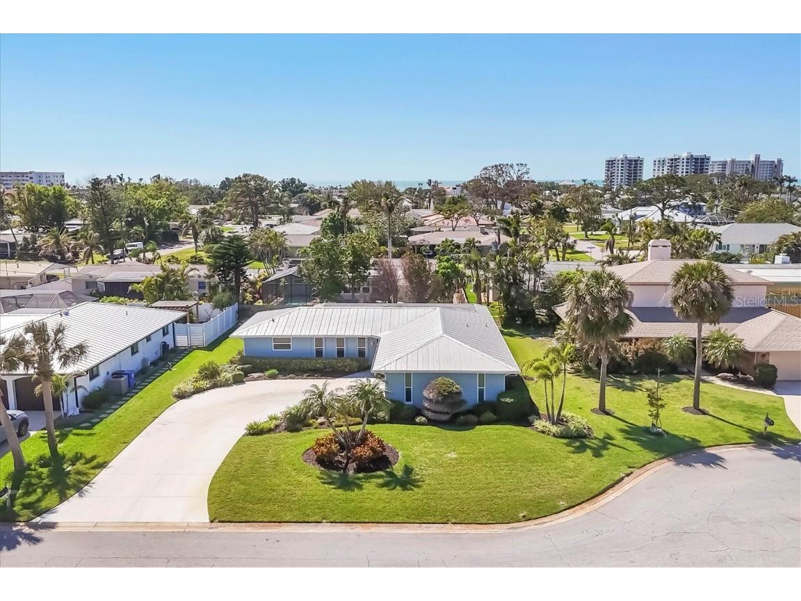 436 W Gate Drive Venice FL 34285 N6138138 image1