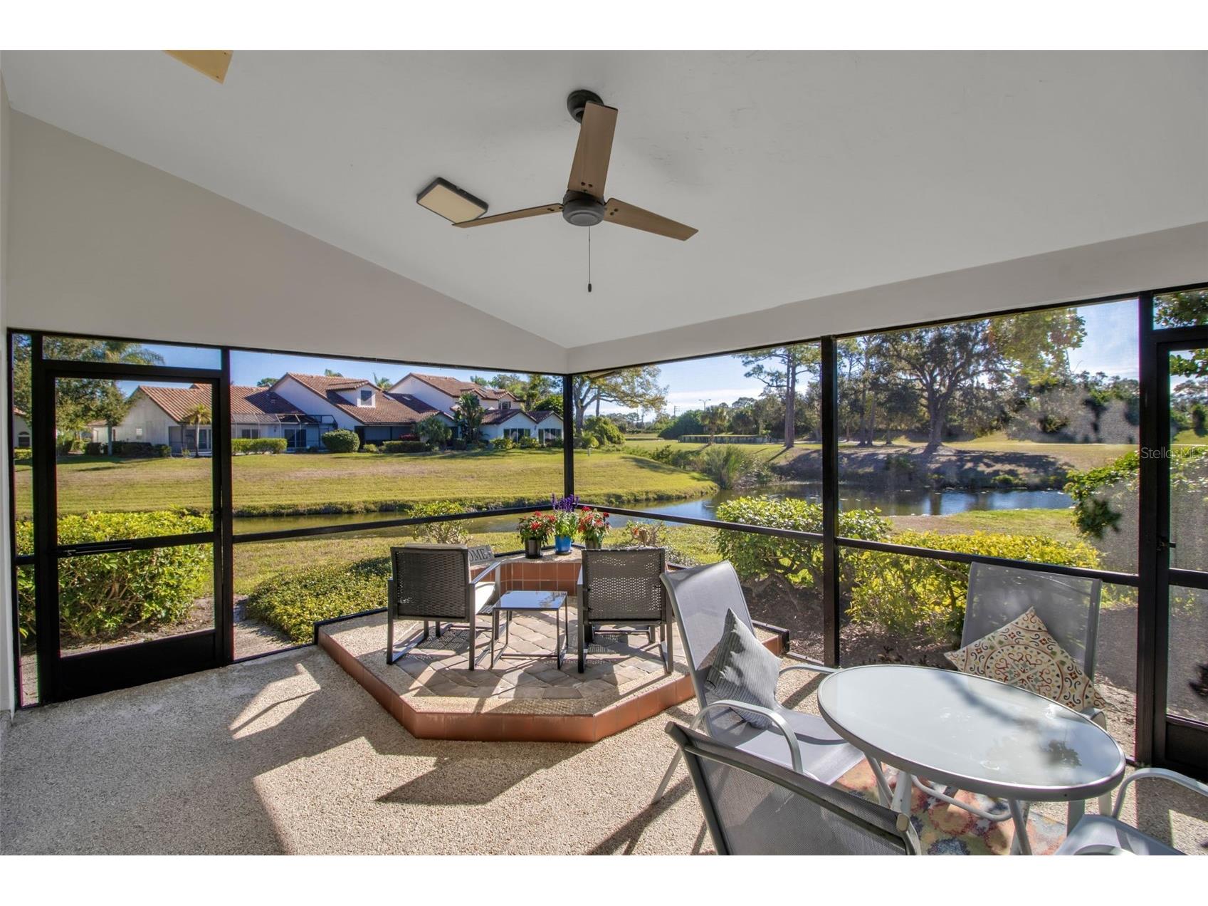 4360 Camino Madera Sarasota FL 34238 A4676568 image12