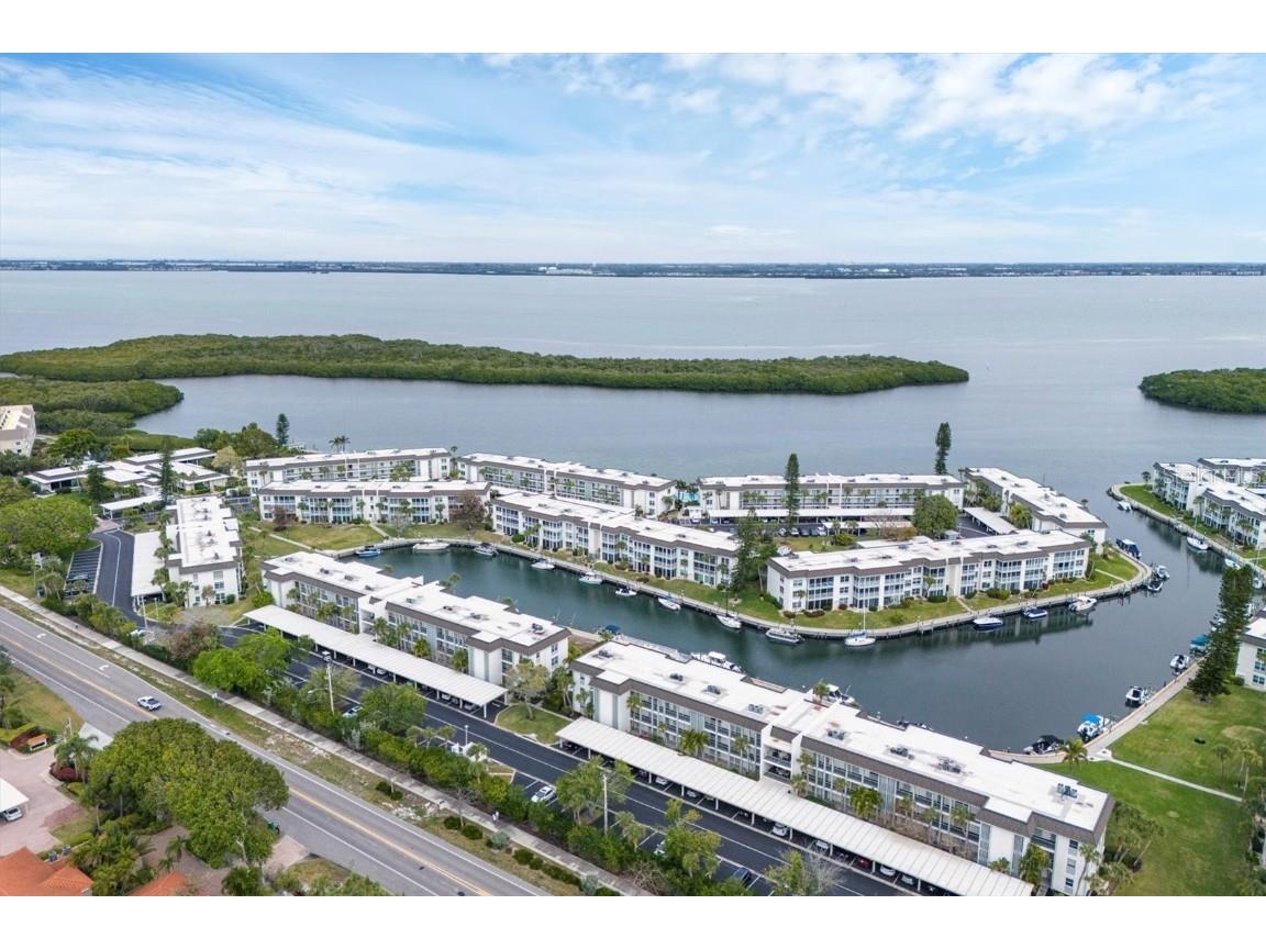 4360 Chatham Drive #203 Longboat Key FL 34228 A4599674 image1
