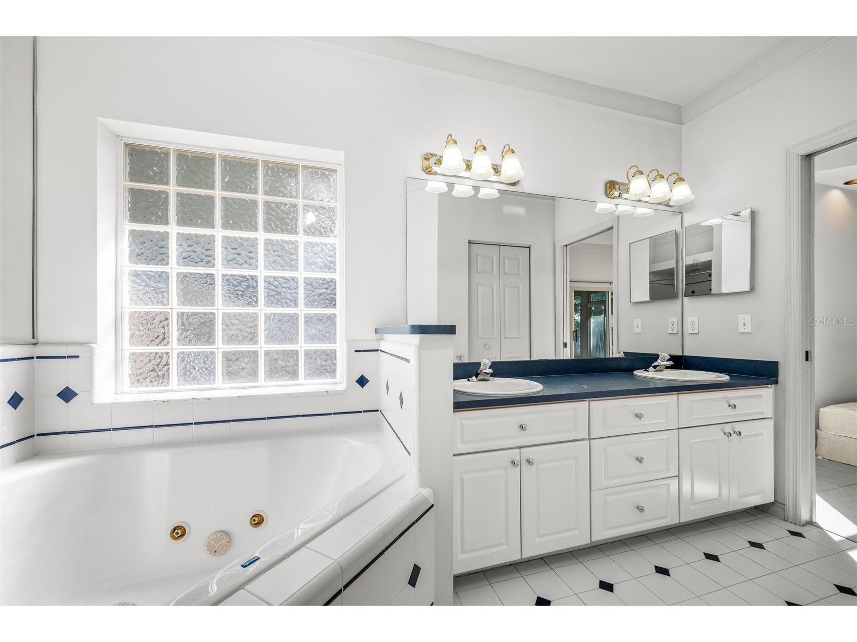 4360 NW 36th Terrace Gainesville FL 32605 GC537567 image20