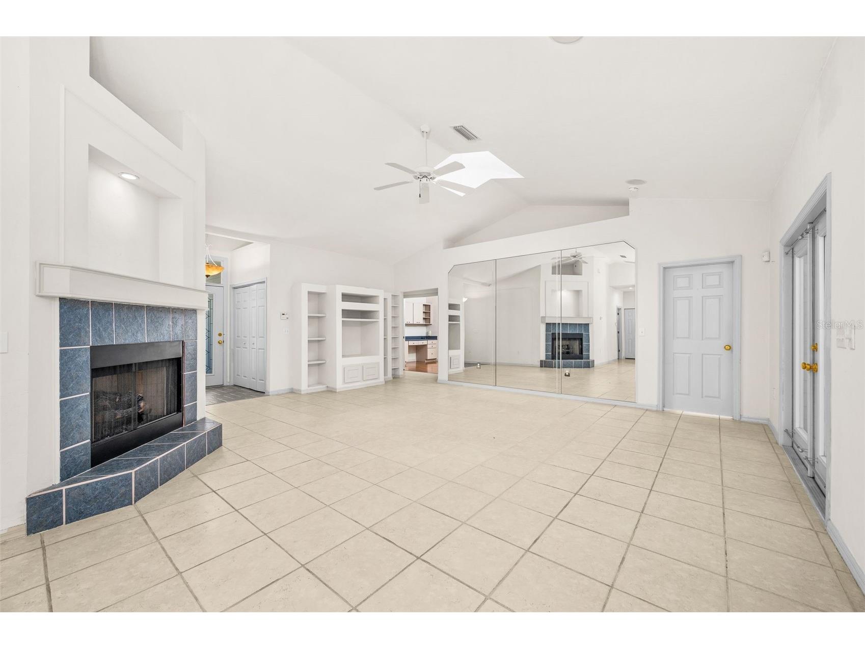 4360 NW 36th Terrace Gainesville FL 32605 GC537567 image8