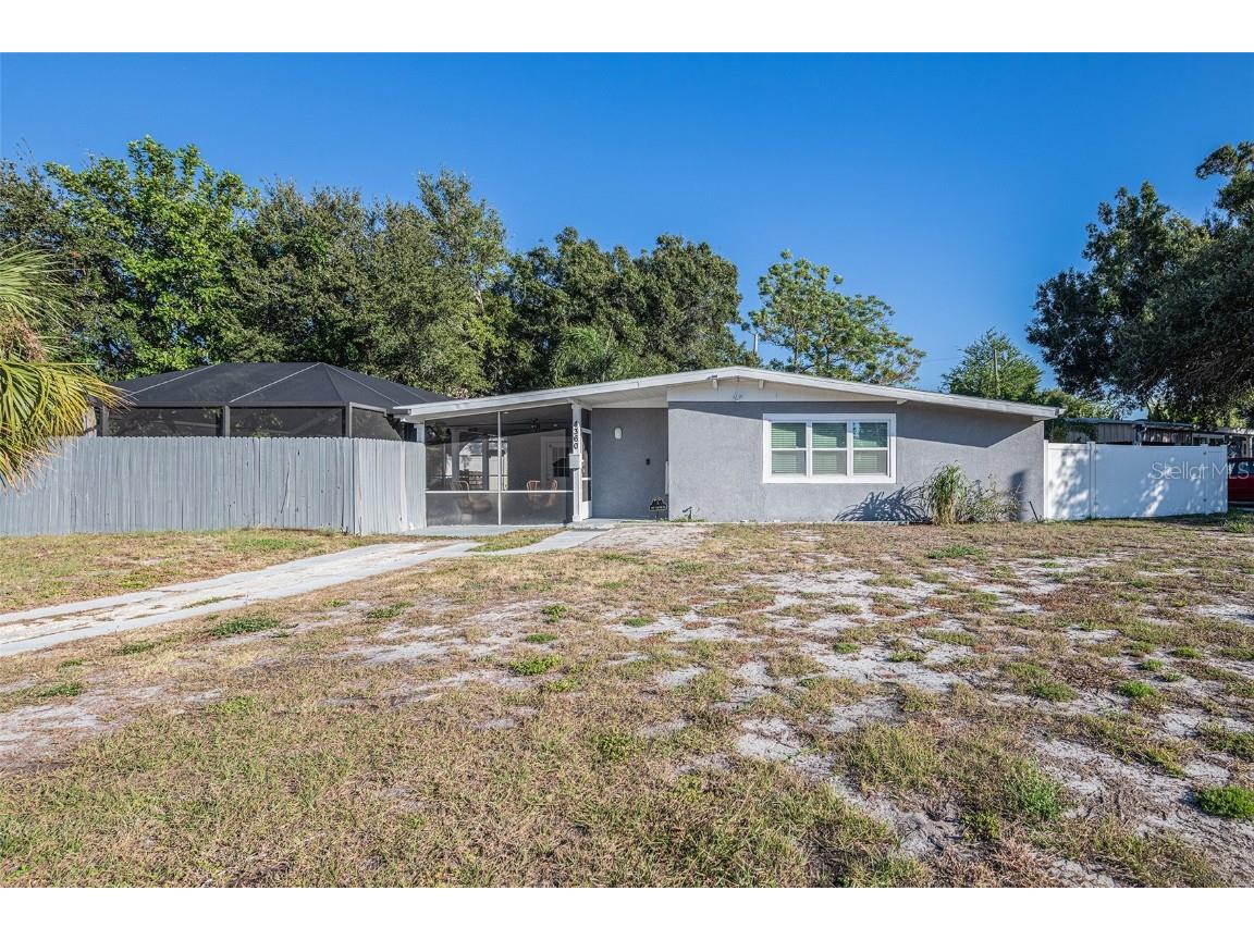 4360 Porpoise Drive SE Saint Petersburg FL 33705 T3506012 image1