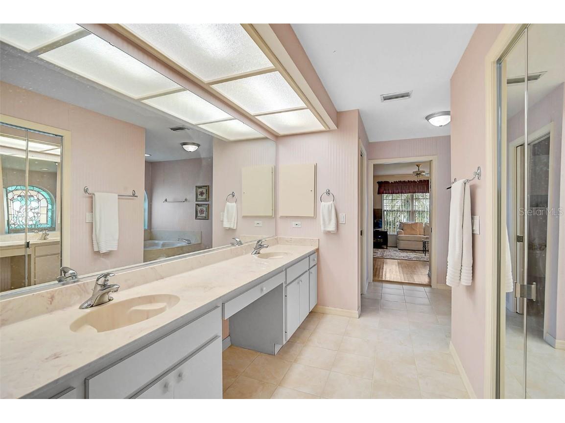 4360 Presidential Avenue Circle E Bradenton FL 34203 A4648494 image10