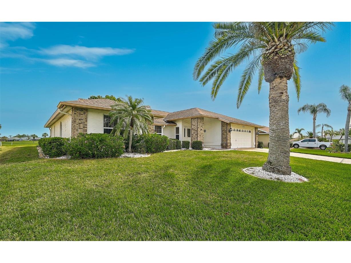 4360 Presidential Avenue Circle E Bradenton FL 34203 A4648494 image2