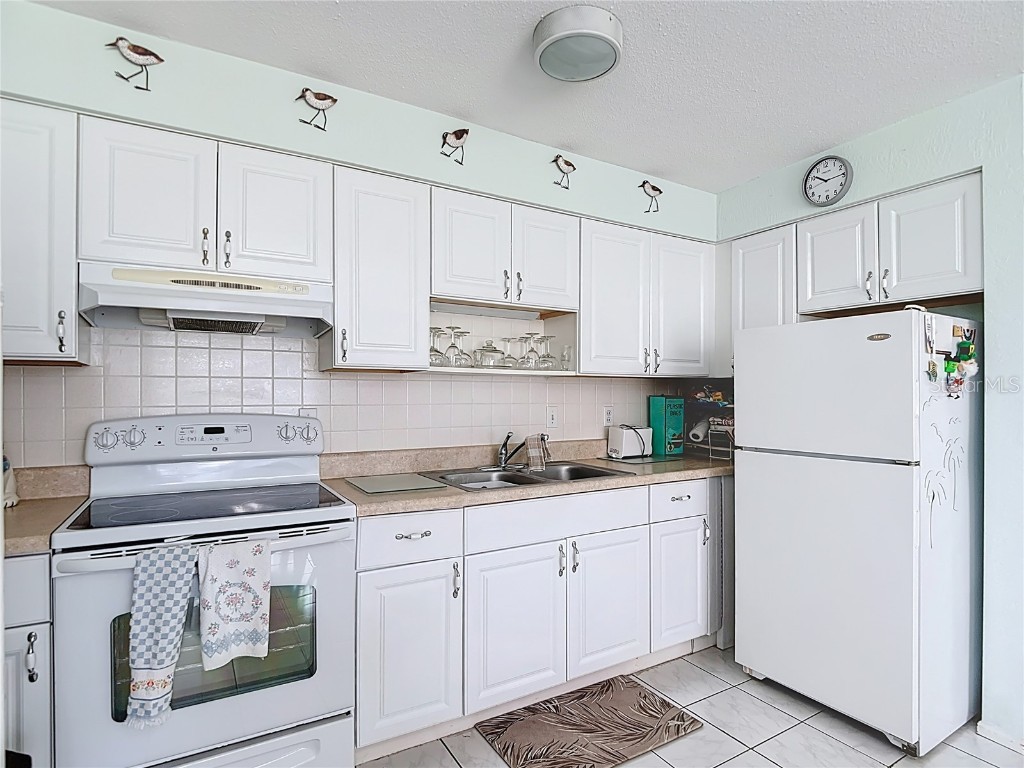 4360 Tahitian Gardens Circle #H Holiday FL 34691 TB8405201 image17