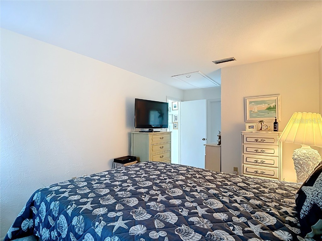 4360 Tahitian Gardens Circle #H Holiday FL 34691 TB8405201 image28