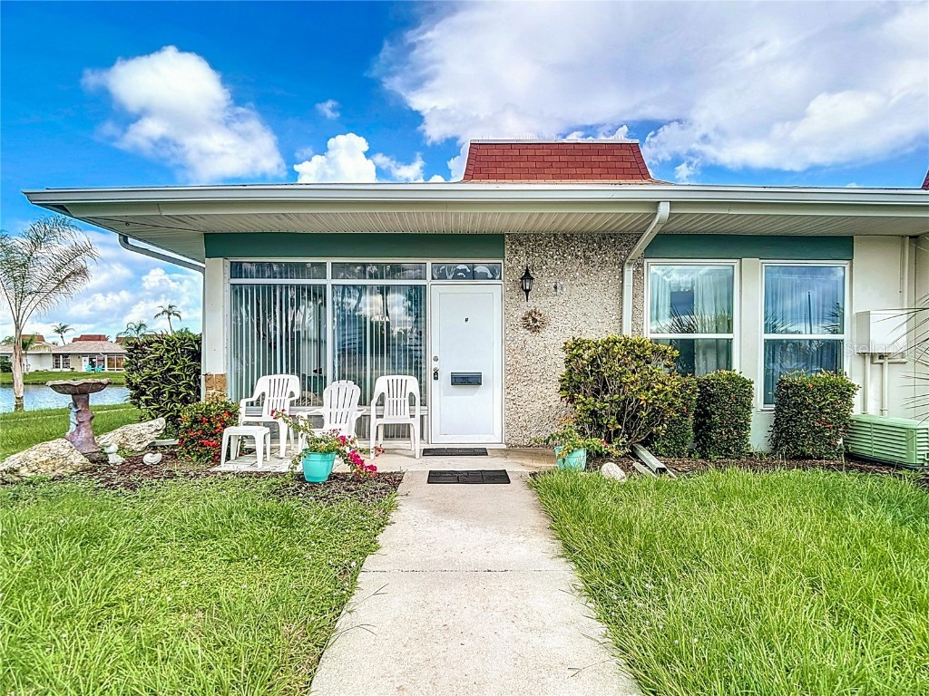 4360 Tahitian Gardens Circle #H Holiday FL 34691 TB8405201 image5