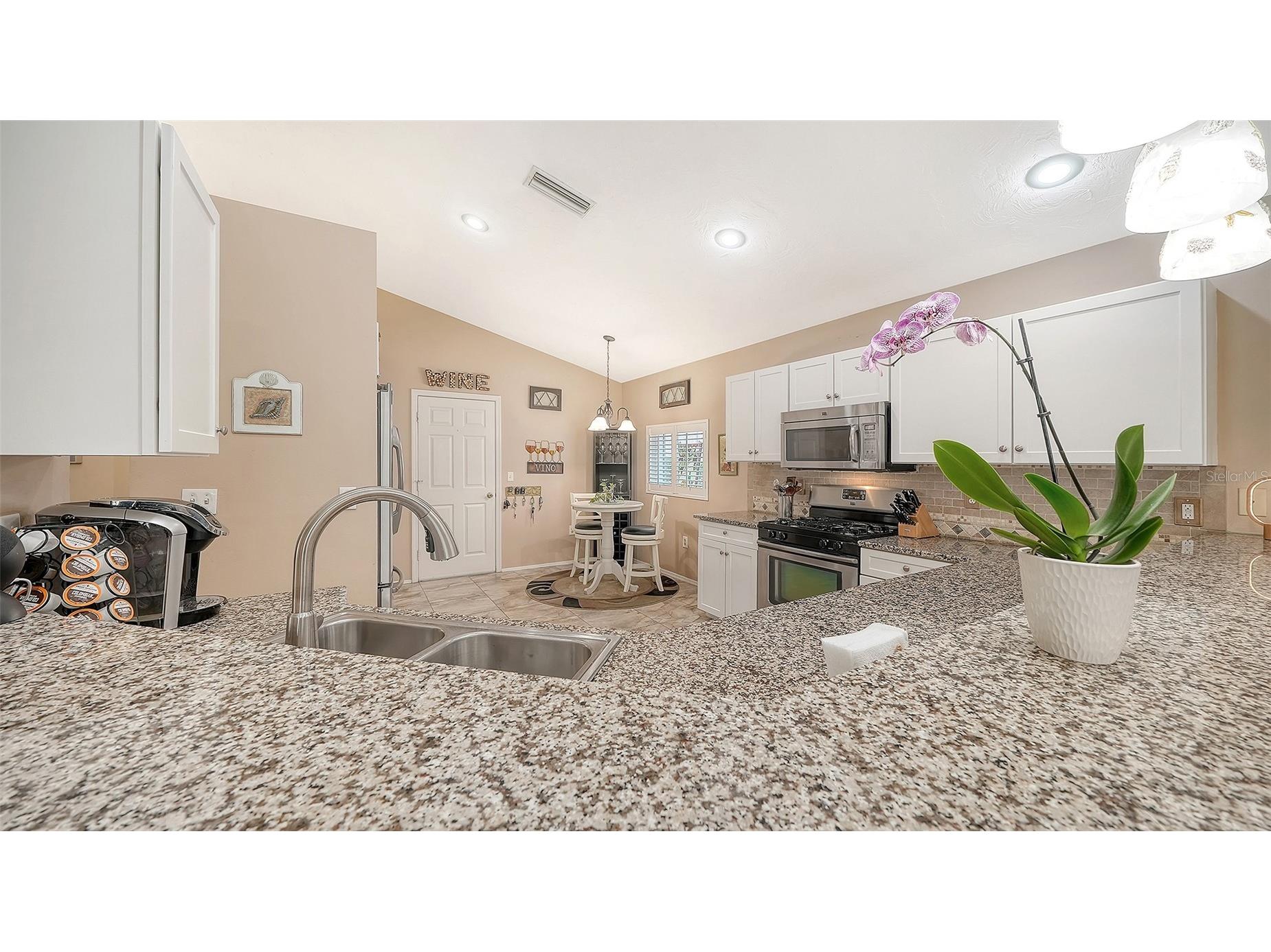 4362 Beekman Place #111 Sarasota FL 34235 A4695908 image15