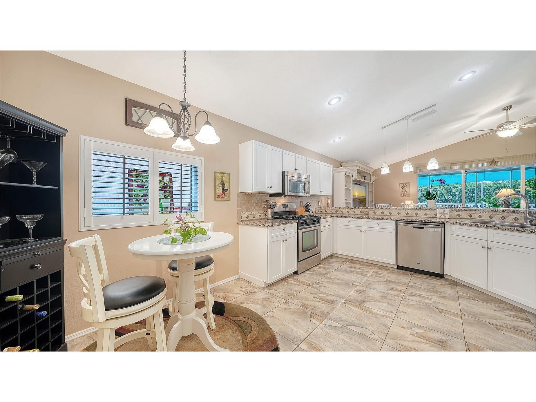 4362 Beekman Place #111 Sarasota FL 34235 A4695908 image19