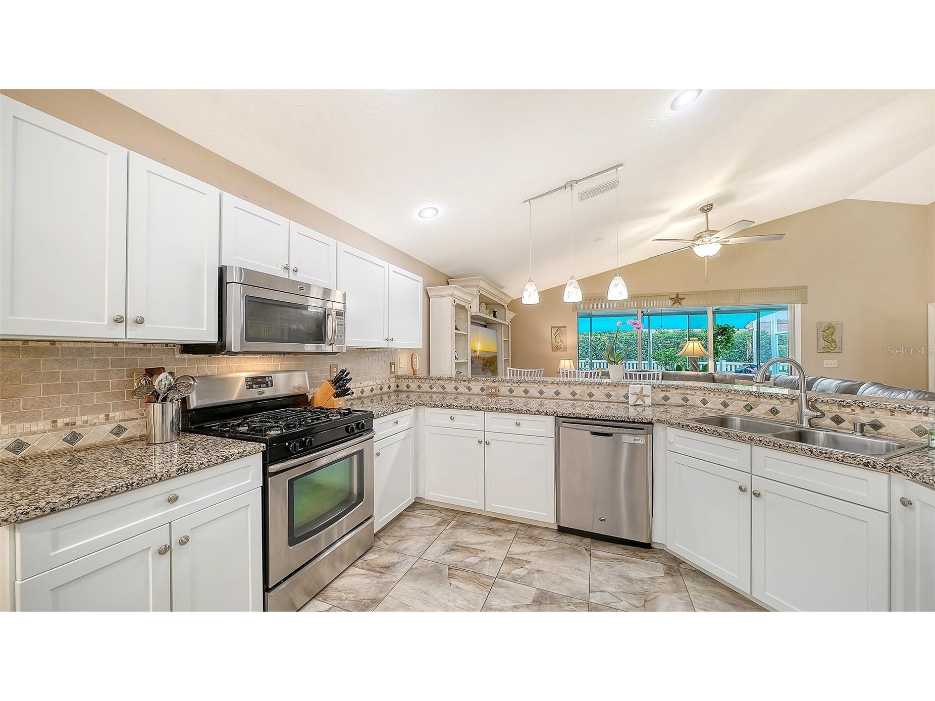 4362 Beekman Place #111 Sarasota FL 34235 A4695908 image20