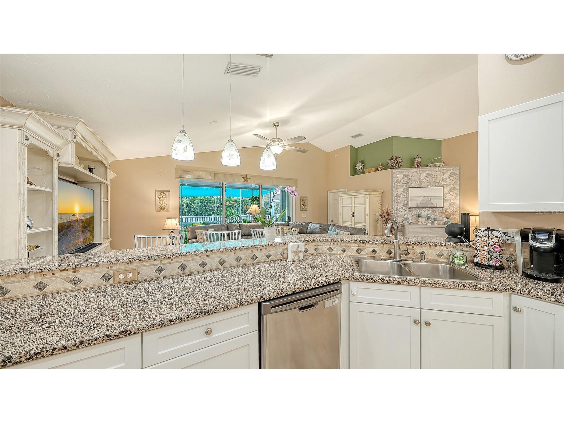 4362 Beekman Place #111 Sarasota FL 34235 A4695908 image22