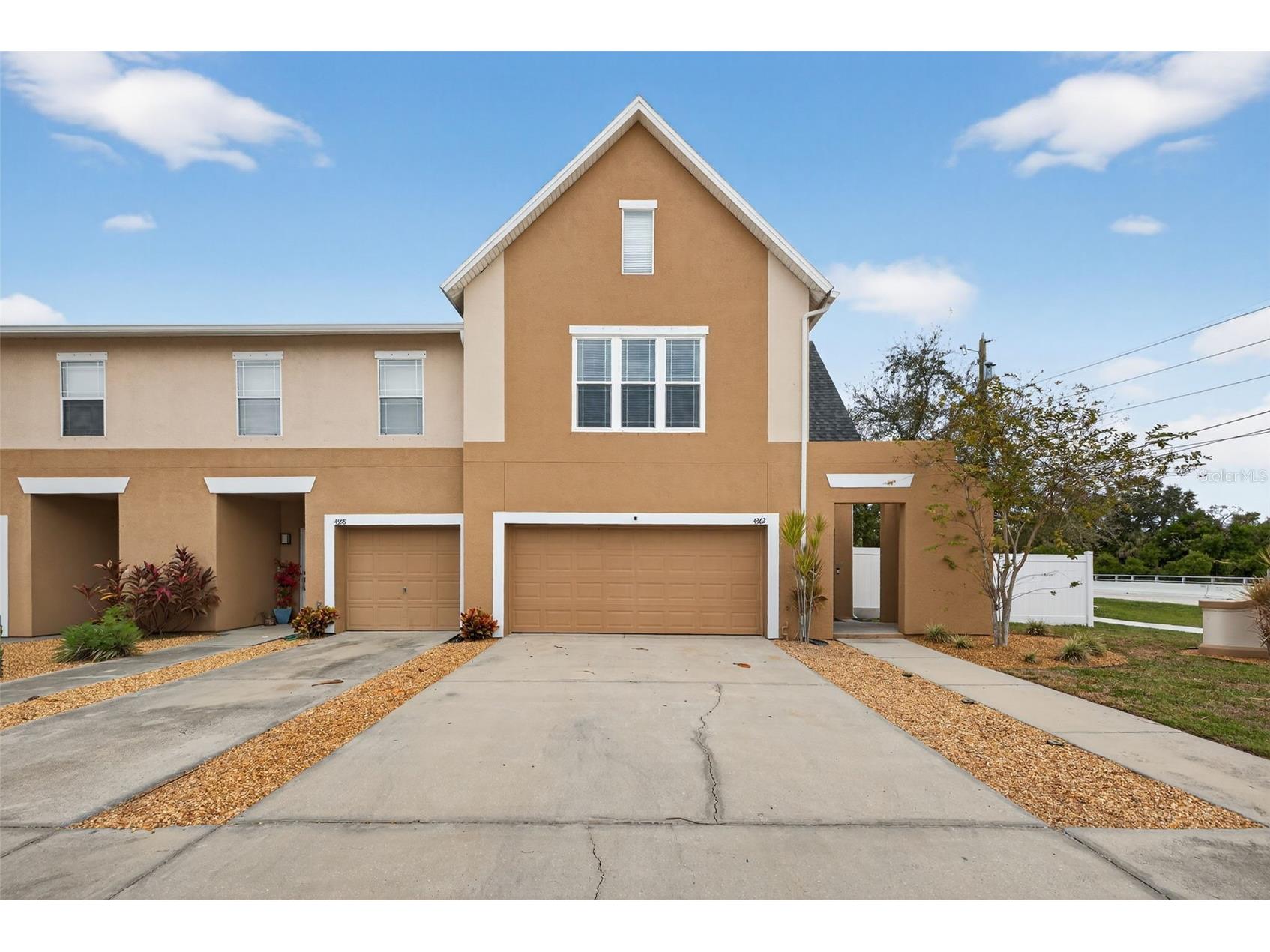 4362 Tyler Circle N Saint Petersburg FL 33709 TB8457993 image1