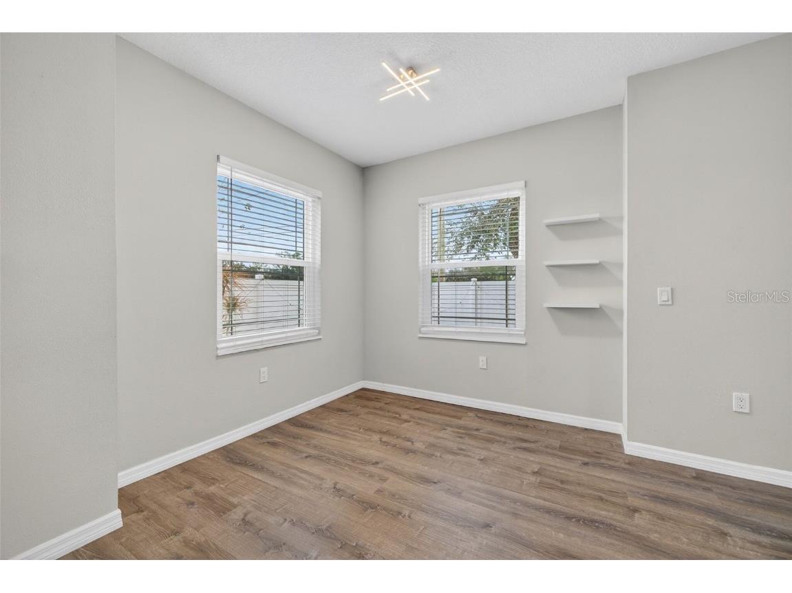 4362 Tyler Circle N Saint Petersburg FL 33709 TB8457993 image14