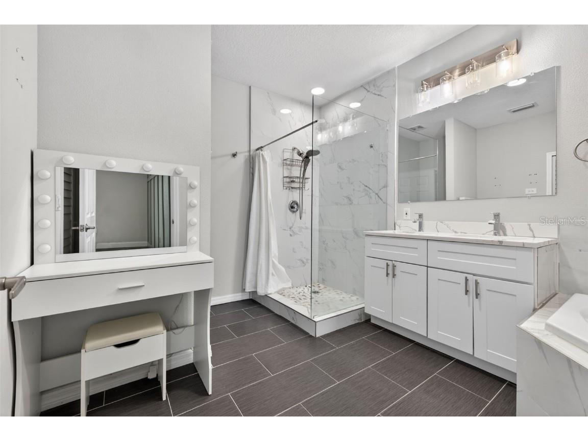 4362 Tyler Circle N Saint Petersburg FL 33709 TB8457993 image27