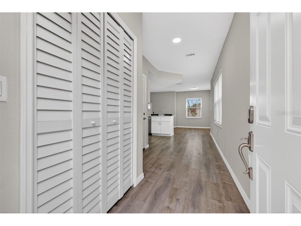 4362 Tyler Circle N Saint Petersburg FL 33709 TB8457993 image4