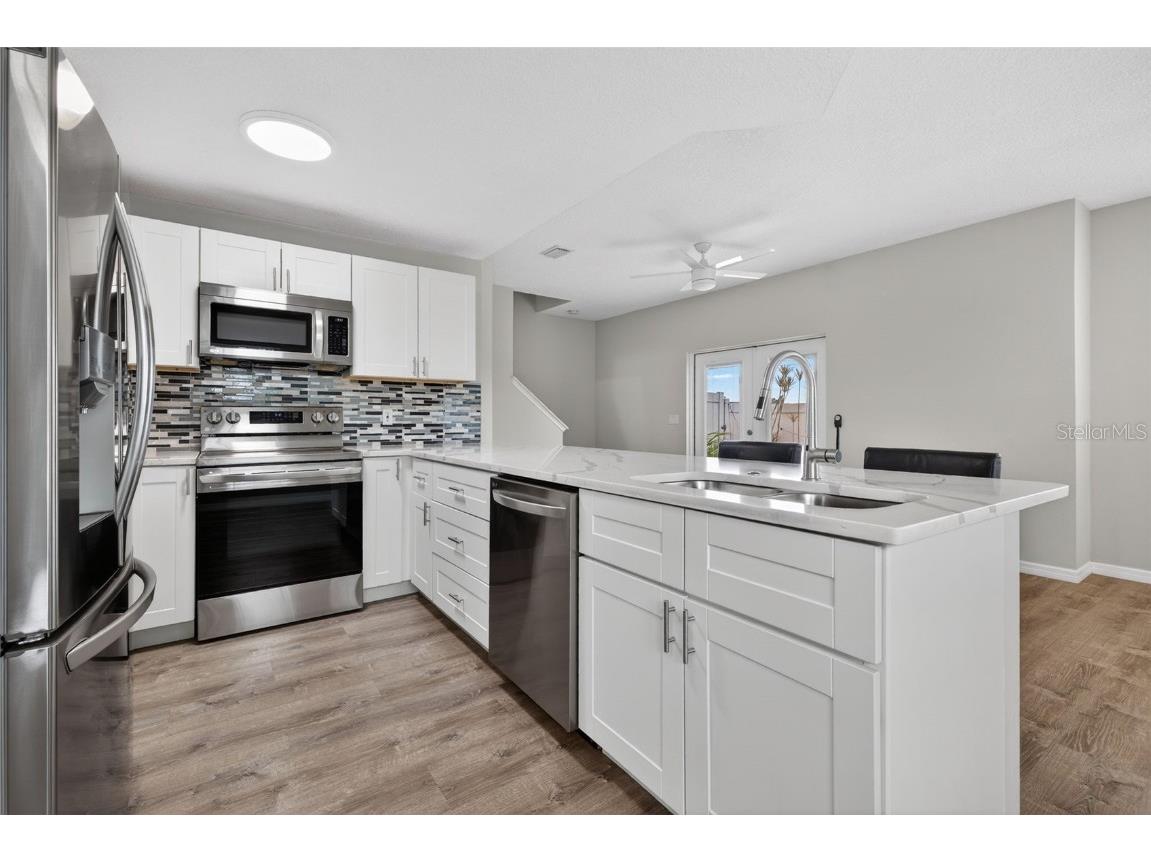 4362 Tyler Circle N Saint Petersburg FL 33709 TB8457993 image6