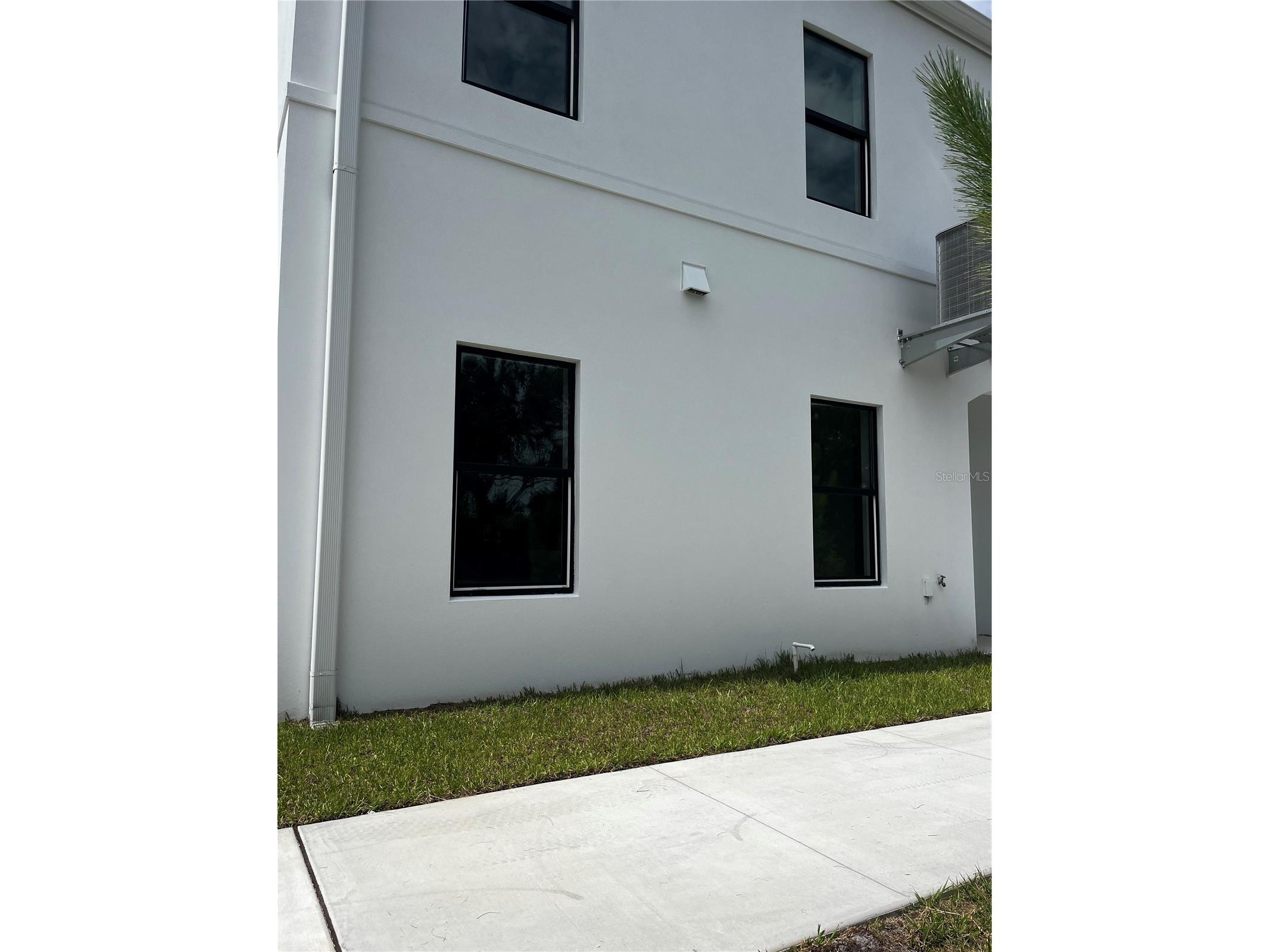 4363 Cambio Gardens Court Tampa FL 33610 TB8517133 image3