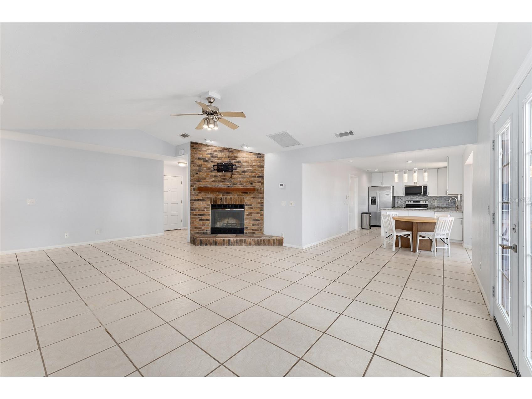4363 NW 61st Terrace Gainesville FL 32606 OM723522 image17