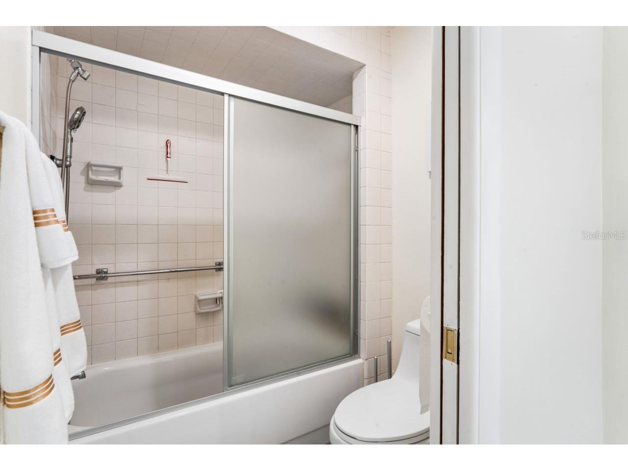 4363 Tahitian Gardens Circle #B Holiday FL 34691 W7885041 image21