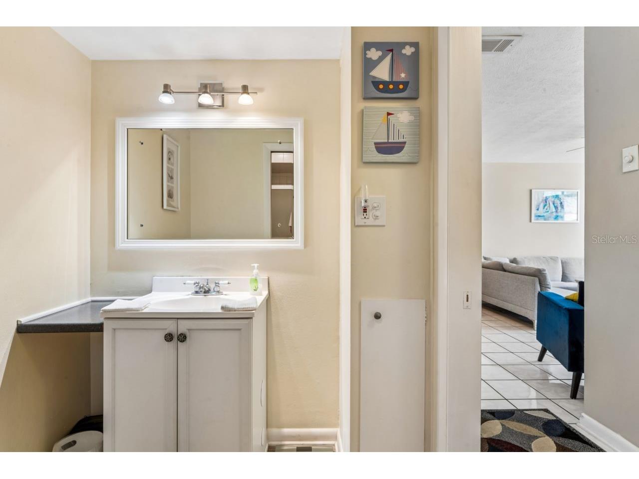4363 Tahitian Gardens Circle #B Holiday FL 34691 W7885041 image22