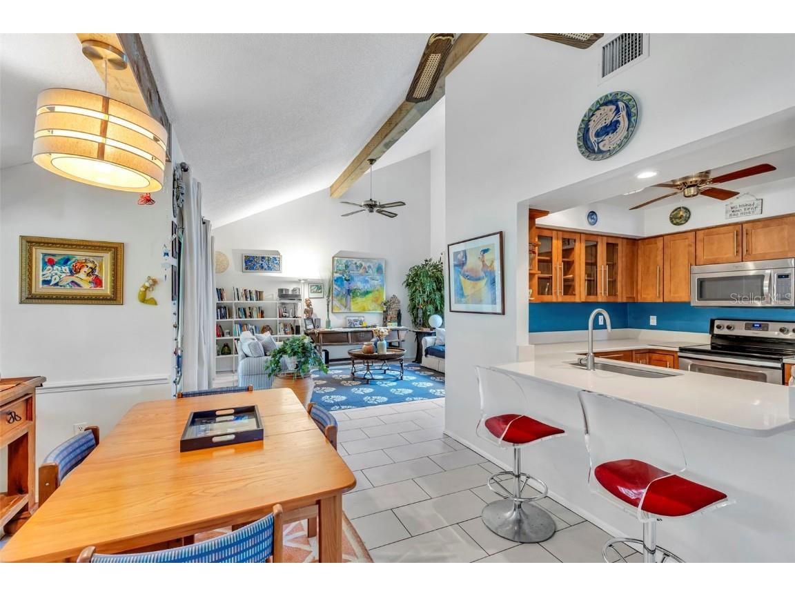 4364 Woodmans Chart #142 Sarasota FL 34235 A4672270 image15