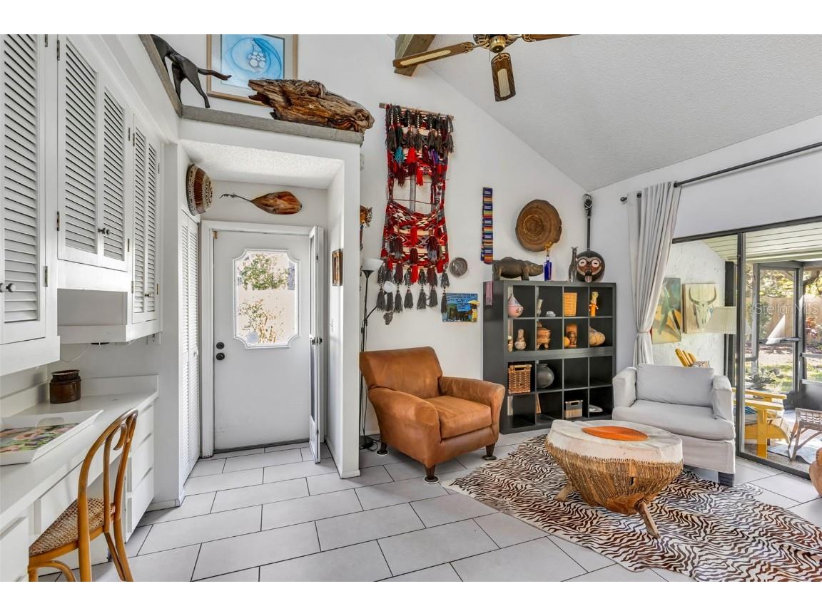 4364 Woodmans Chart #142 Sarasota FL 34235 A4672270 image17