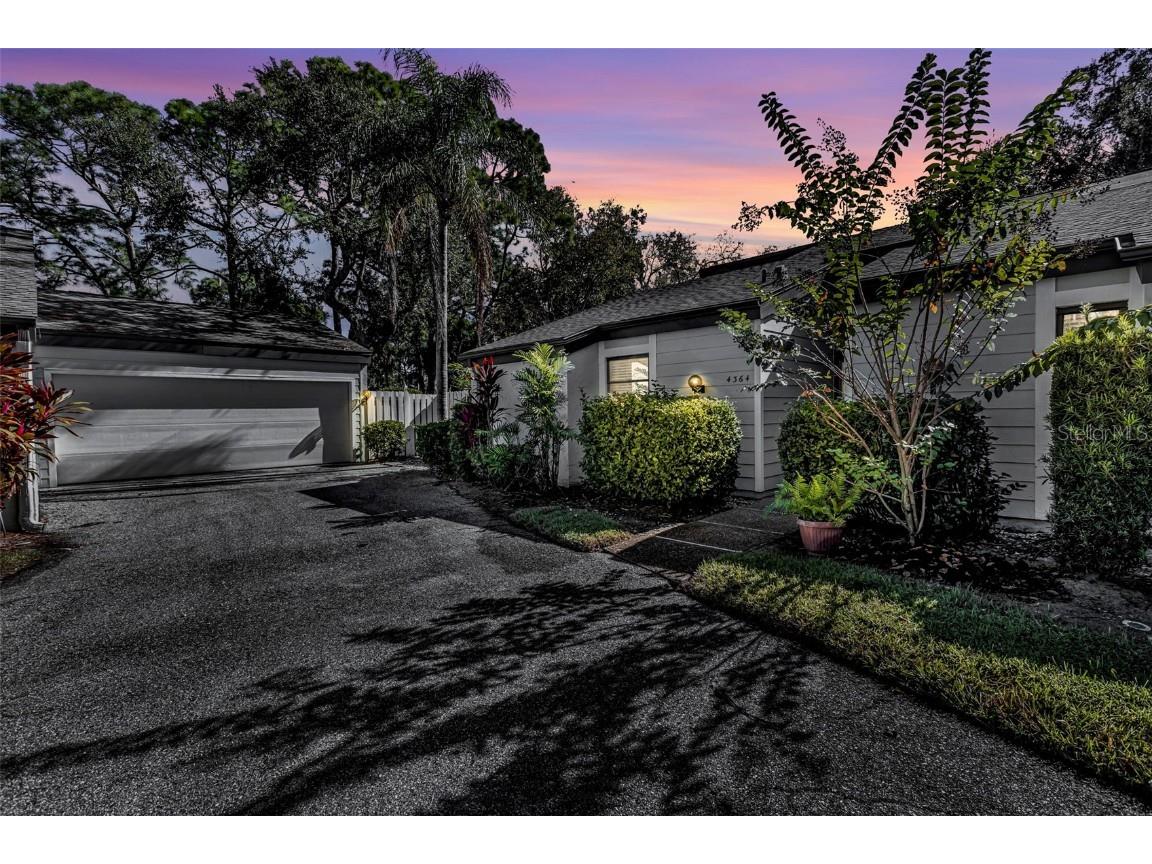 4364 Woodmans Chart #142 Sarasota FL 34235 A4672270 image2