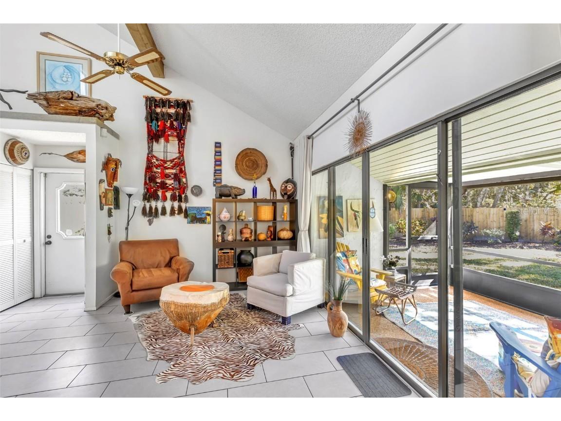 4364 Woodmans Chart #142 Sarasota FL 34235 A4672270 image20